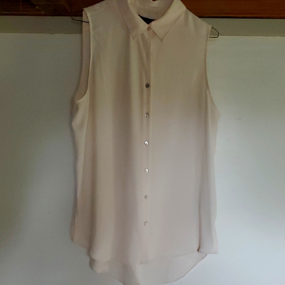 Rachel Zoe Cream Sleeveless Button Down Shirt